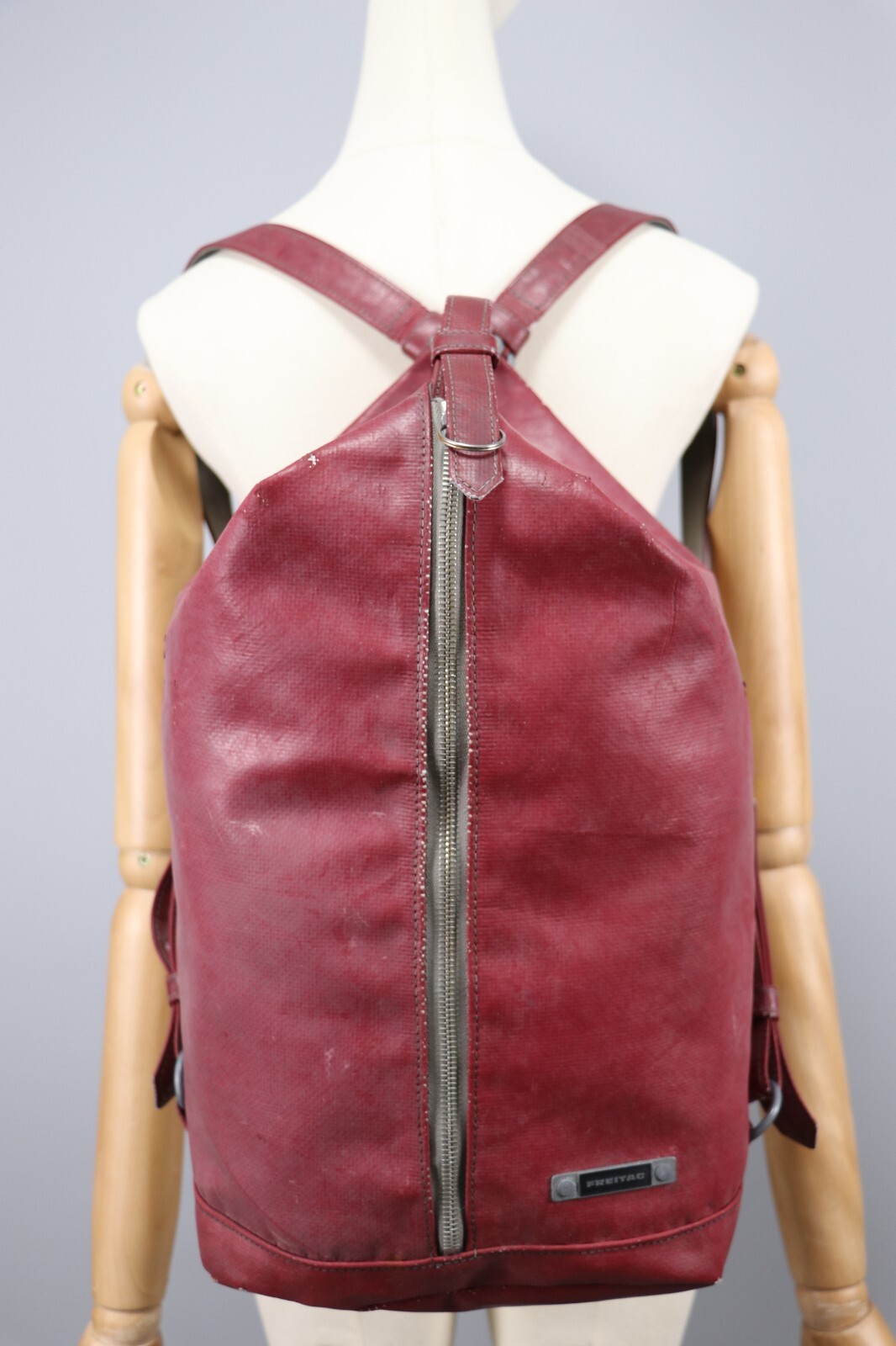 FREITAG R123 Woolf Burgundy Used PVC Back Pack Sholder Bag Size Medium image 2