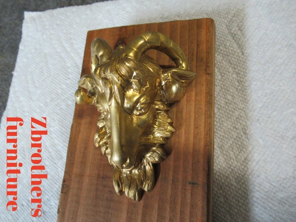 De colección Latón Ormolu Rams Cabeza de Cabra Herrajes Perilla de Tirar Mango Cómoda Cómoda Foto 4 de 4