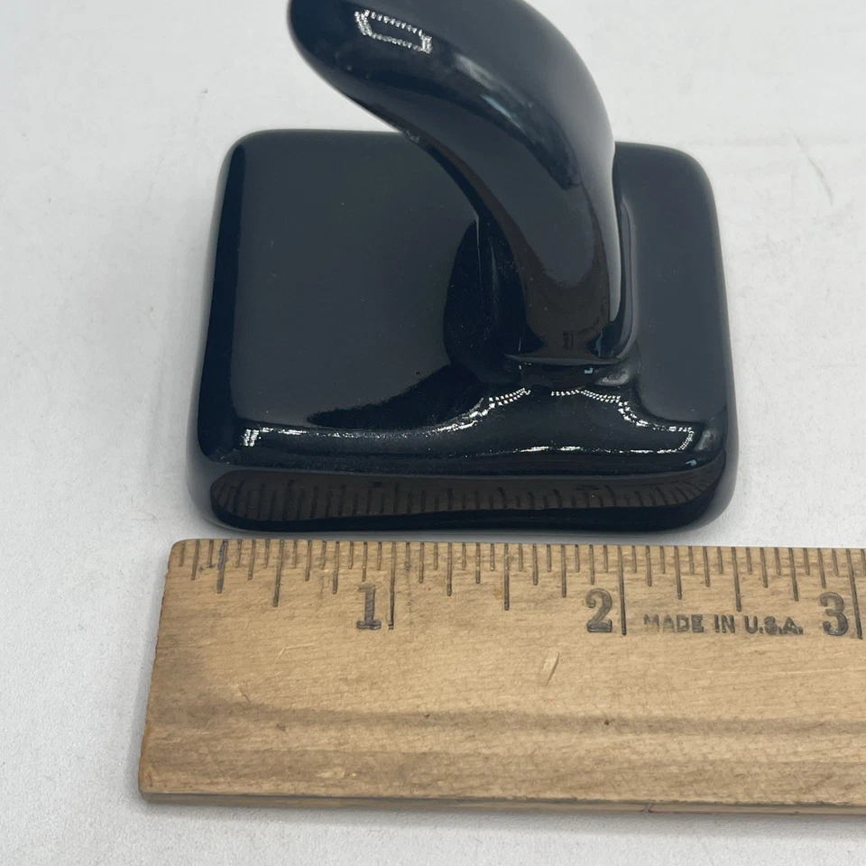 Toalla de porcelana de colección gancho montado en la pared MCM estilo restauración caballero negro Foto 2 de 4