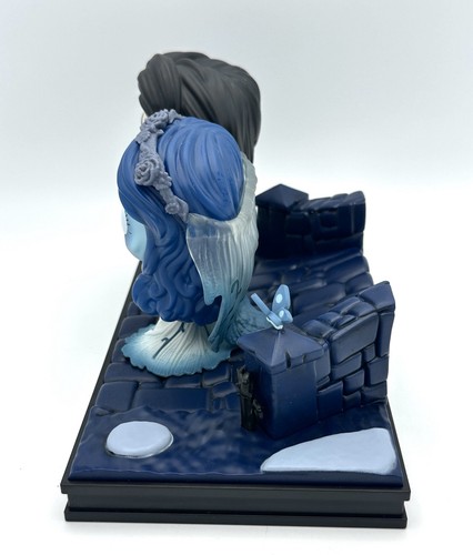 Funko Pop Movie Moment Corpse Bride Victor and Emily Spirit Halloween Exclusive - Picture 3 of 3