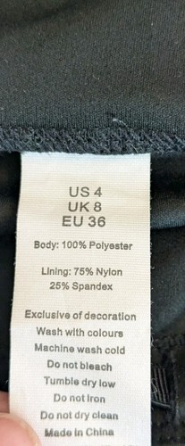 Gonna pantaloncino plissettato Halara taglia 4 nuovo senza etichetta nero tennis elasticizzato H - Foto 6 di 6