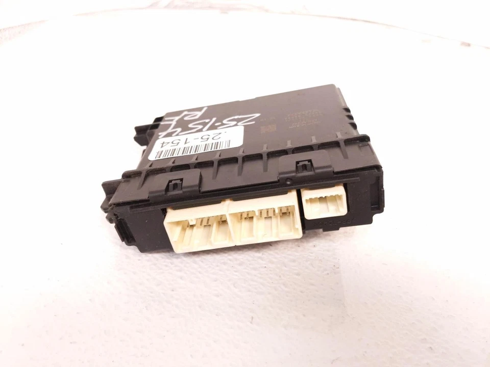 Módulo de control amplificador aire acondicionado Lexus Is250 2014-2015 88650-53400 Foto 3 de 4