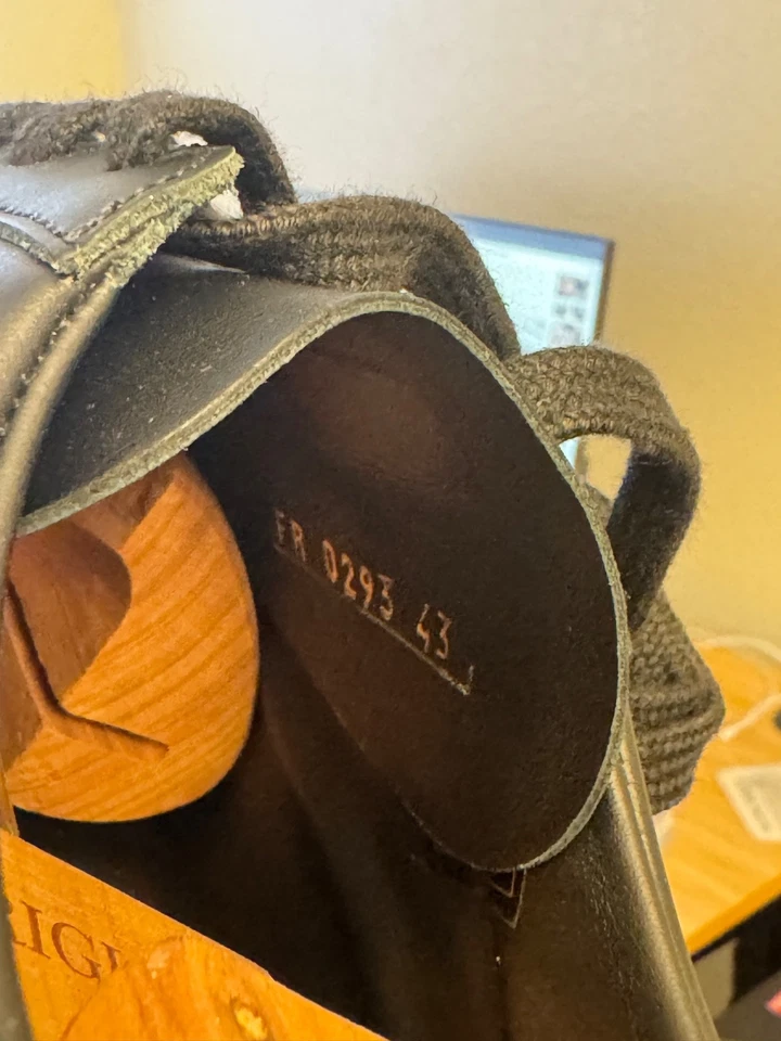 Tênis Givenchy Black Town, tênis de couro de bezerro polido de cano baixo em preto, IT 43 - Imagem 4 de 4