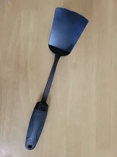 Ekco Matal Spatula with Large Easy Grip Rubber Handle