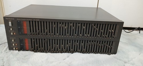 Technics SH-8065 graphic equalizer in great condition. A rare, highly collectable item Photo Technics SH-8065 graphic equalizer in great condition. A rare, highly collectable item Photo