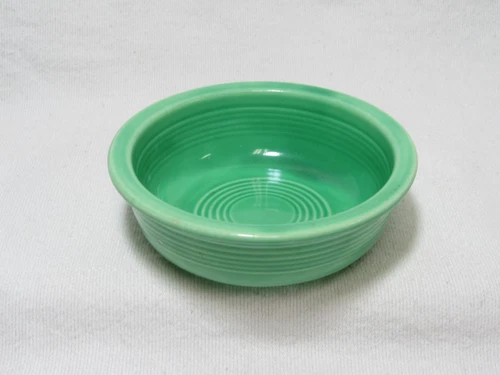 Vintage Fiestaware Fiesta Original 4-3/4" Green Berry Fruit Bowl Made in USA HLC