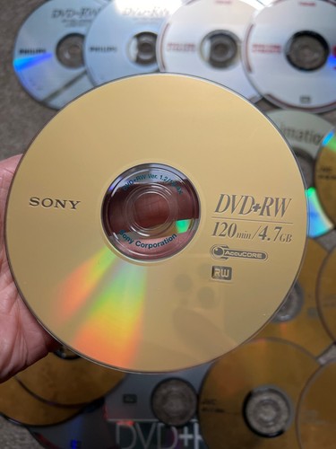 29 Disc Bundle - DVD+RW and DVD-RW - all re-recordable / re-writable Sony etc. - Photo 8/11
