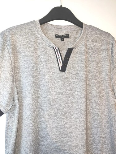 Brave Soul Grey T SHIRT Mens V-Neck Tee, Size Small, Regular Fit - Picture 3 of 8