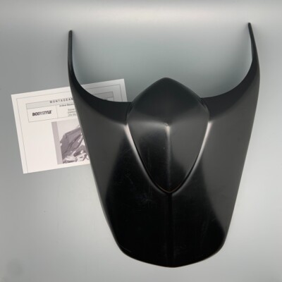 BODYSTYLE SITZKEIL UNLACKIERT ABDECKUNG SOZIUS SUZUKI GSXR 600 BJ. 2006
