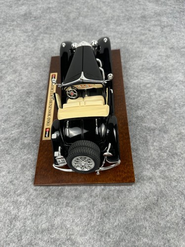 Black Bburago 1936 Mercedes-Benz 500 K Convertible Cast Metal Model Car - 第 7/16 張圖片