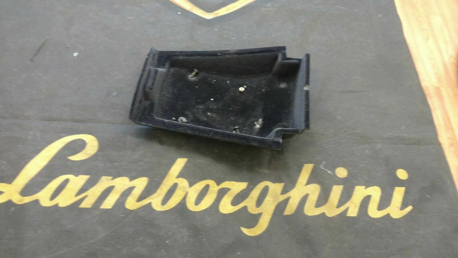 LAMBORGHINI MURCIELAGO INTERIOR CENTER CONSOLE INSERT TRAY OEM 410863300A
