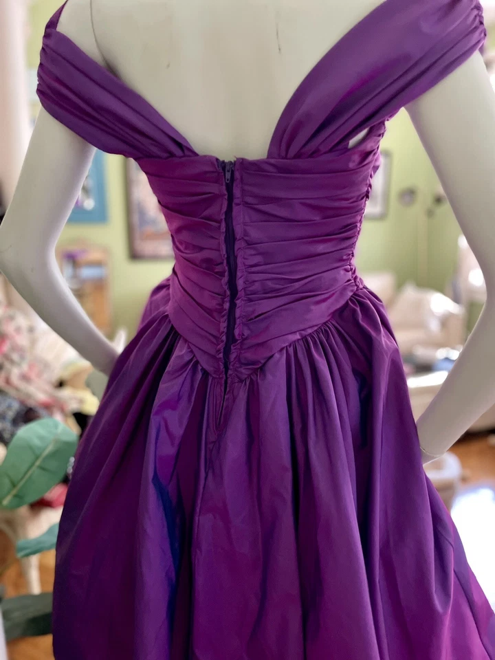 Vintage 90s 80s does 50s ~Pin Up Party Fit Flair Prom Dress Sz S By ON ON NY LA - Image 4 of 4