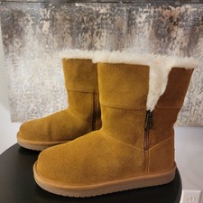 Koolaburra by UGG Brown Suede Fur Lined Boots Kids US Youth/Women 4-5