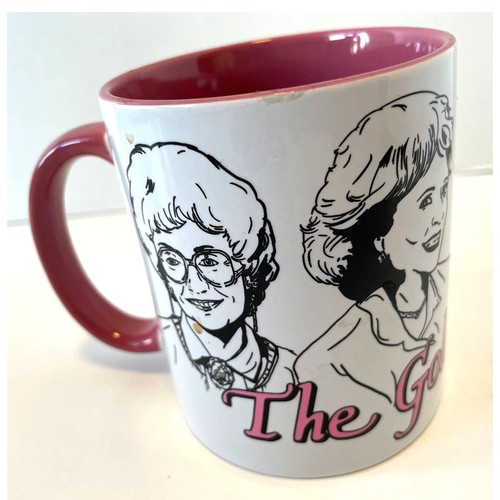 Golden Girls Tasse, skizzierte Figuren, rosa Innenseite und Henkel - Bild 1 von 6