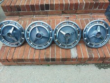 Set Of 4 Oem Vintage Chevy Impala Ss 14 Spinner Hubcaps Wheel Covers