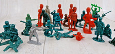 Plastic toy army scots guards soldiers x 26 retro & modern