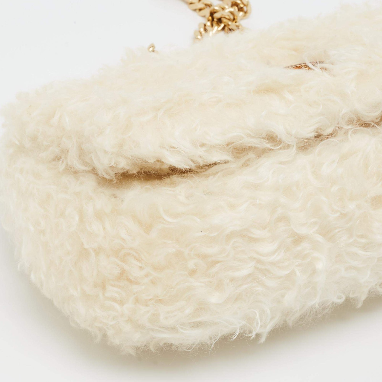 Burberry Limited Edition 037100 The Lola Off White Shearling Fur Top Handle Bag image 10