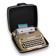 SCM Smith-Corona Super Sterling Beige Manual Typewriter Working Vintage 1966 thumbnail