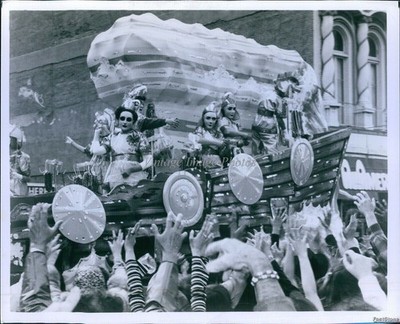 Costumed Children On Parade Float Toss Beads To Crowd Event Vintage Photo 8x10