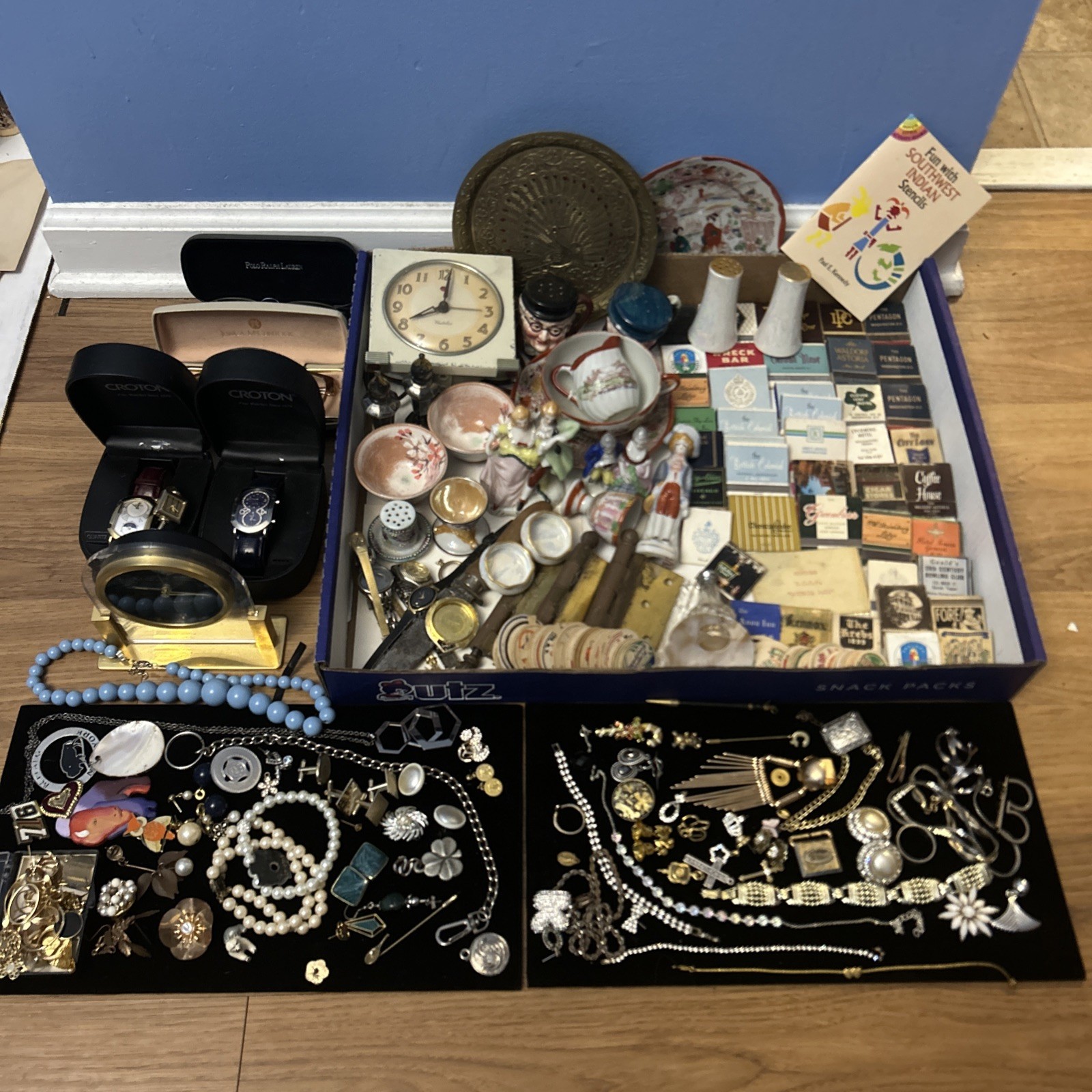 1/2 Antique Ephemera Drawer Jewelry Junk Huge Watch Estate Rarities Trinkets Lot - VintageWatches.PK 1/2 Antique Ephemera Drawer Jewelry Junk Huge Watch Estate Rarities Trinkets Lot - vintagewatches.pk