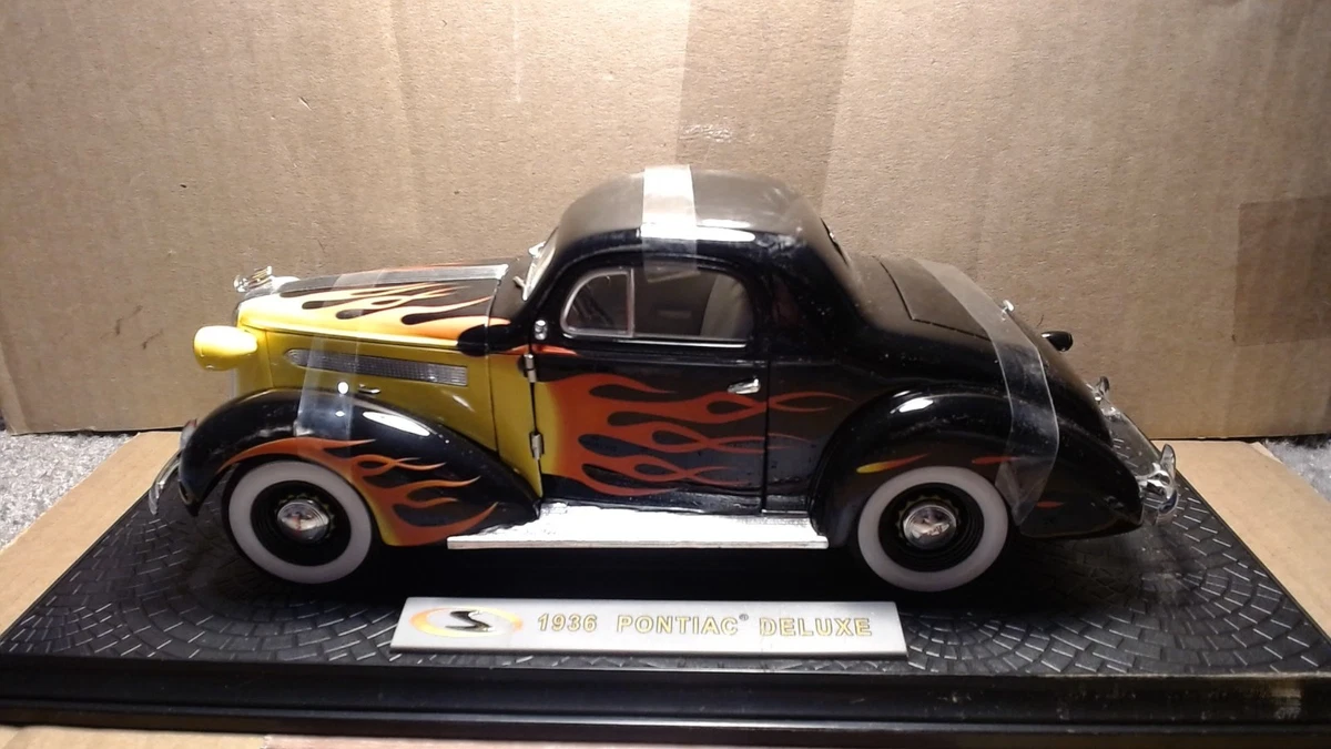 Miniature SIGNATURE 1/18 - 1936 Pontiac Deluxe - Verte, Diecast, Occasion