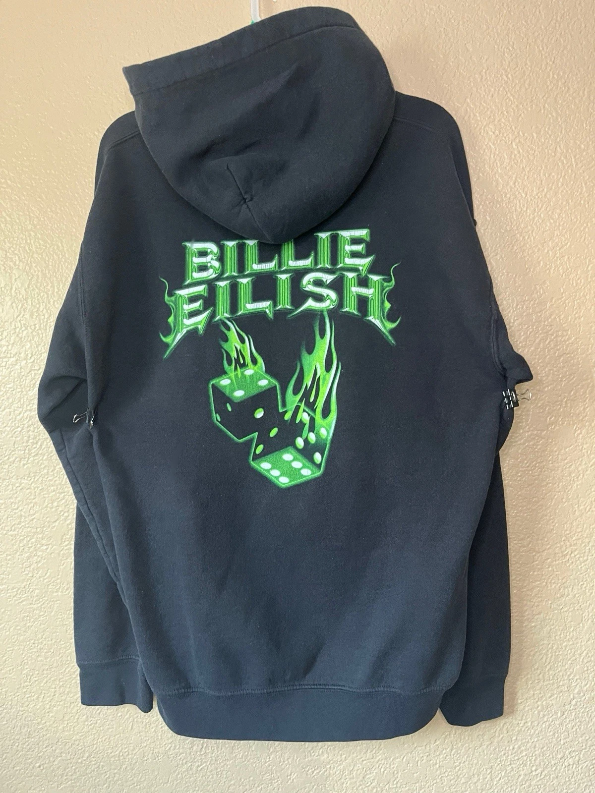 Official Billie Eilish Flaming Dice Black Hoodie Sweatshirt Size M Green