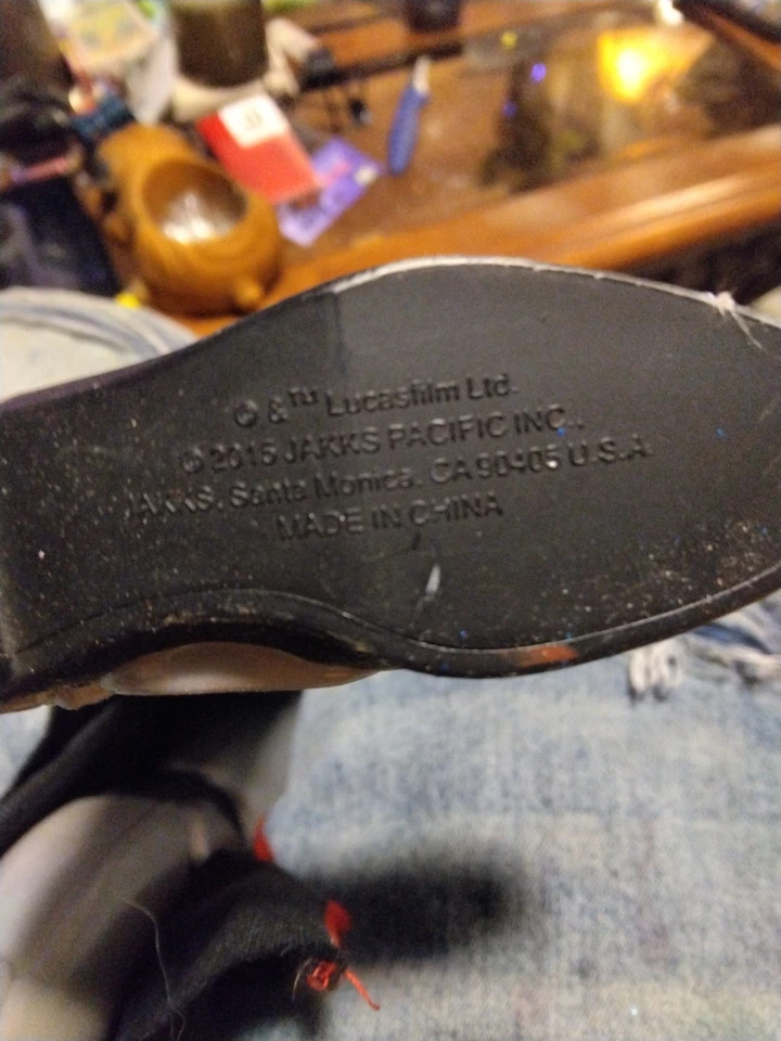 **NICE** Star Wars Giant Size Darth Vader 31-inch Action Figure Jakks Pacific - Image 3 of 4