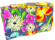 NWOT, VERA BRADLEY 100 COTTON DIAPER CHANGING PAD JAZZY BLOOMS PATTERN