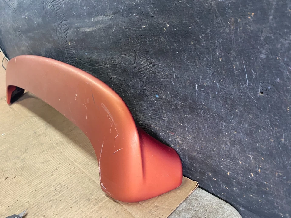 2001 to 2007 Toyota Highlander Upper Rear Upper Wing Spoiler Oem R7954 DG - Image 2 of 4