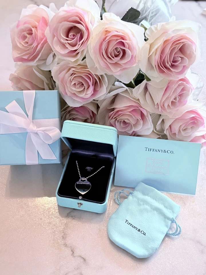 Colar de miçangas com pingente de coração Tiffany & Co. (em uma corrente de 18 pol.) - Imagem 3 de 4