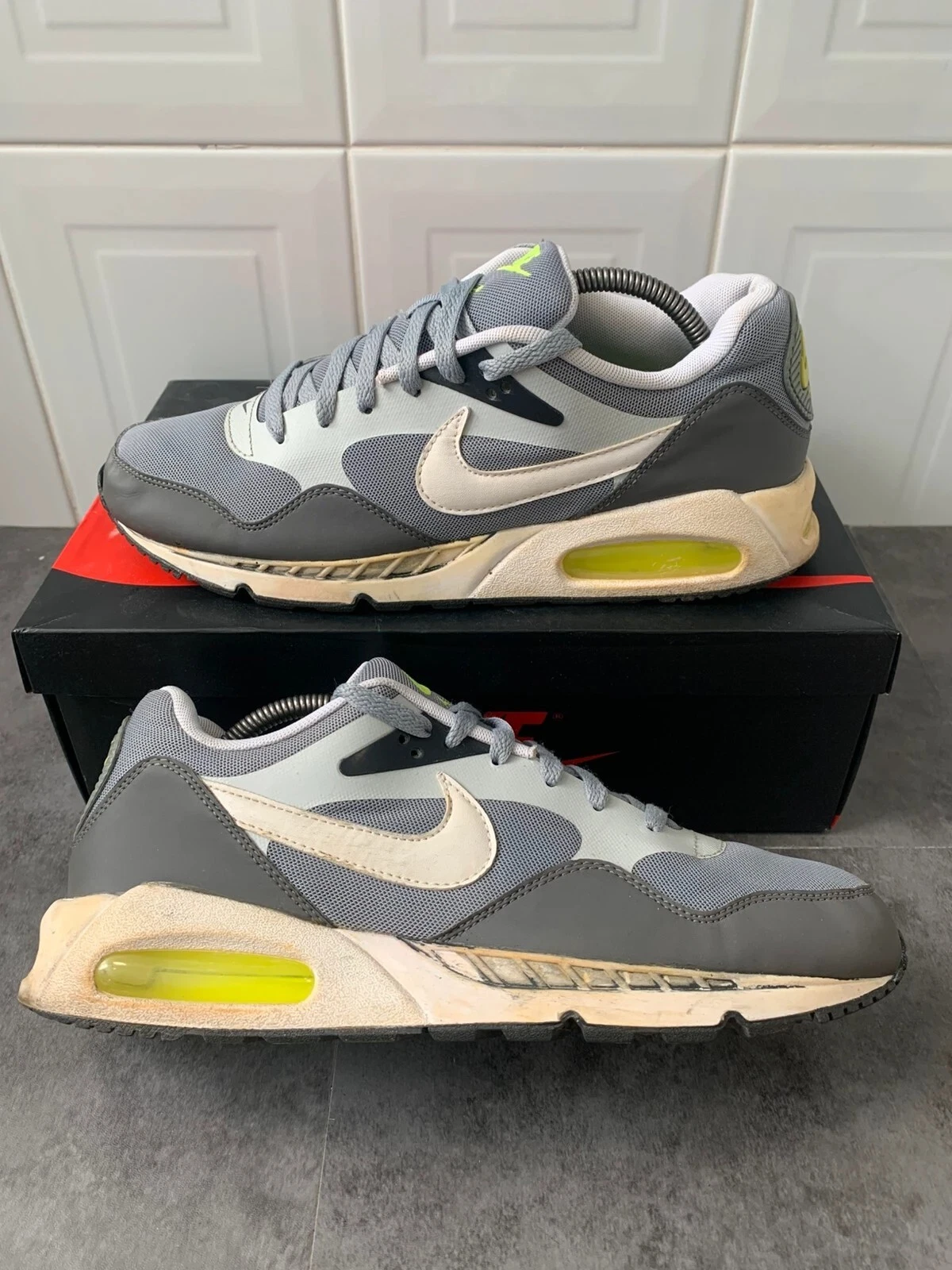Nike Air Max Correlate "Gray Volt Neon Green" scarpe da ginnastica uomo taglia UK 9 5