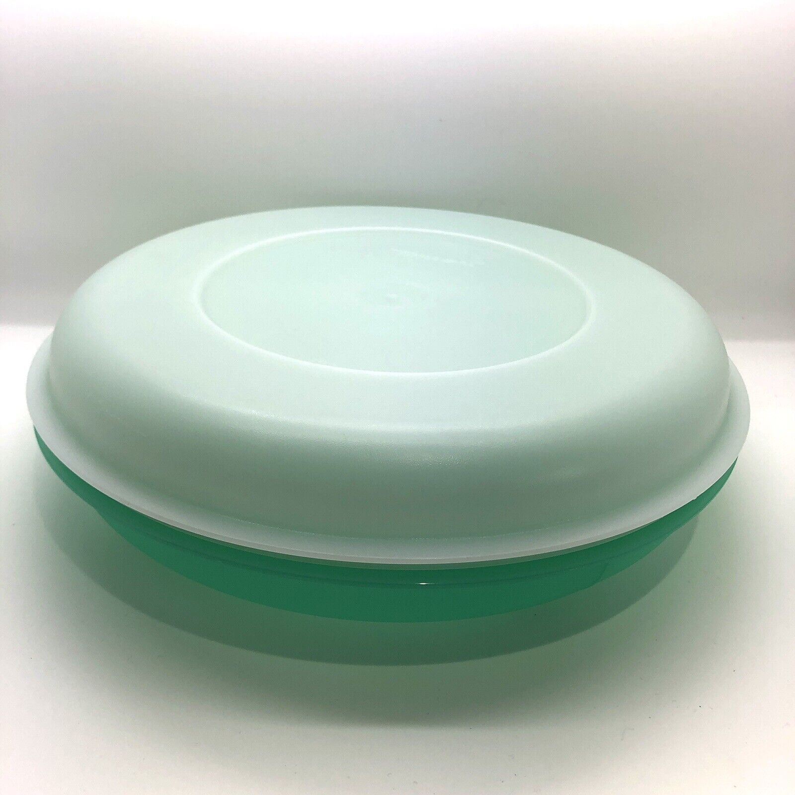 Vintage Tupperware 1708-6 Divided Veggie Relish & Dip Serving Tray With Lid  Bowl