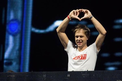 Armin Van Buuren - Live Armin Only Audio & Video DJ-Sets Compilation (2005-2014) - Picture 11 of 12