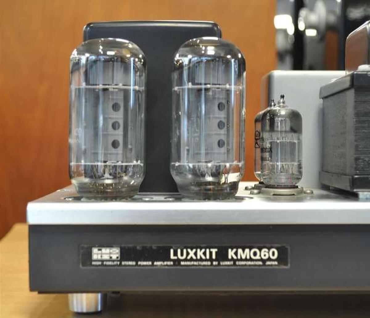 Luxman Kmq-60 il Nostro Negozio Manutenzione Finitura Luxman Kmq-60 il Nostro Negozio Manutenzione Finitura