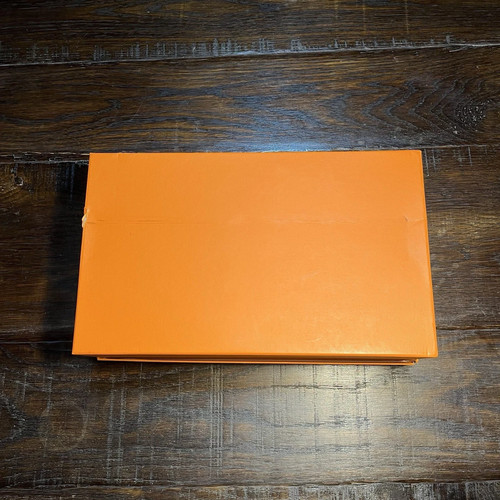 HERMES Schuhkarton 14" x 8,5" x 5" mit Hermes Verpackung mit Logo Aufkleber - Bild 7 von 10
