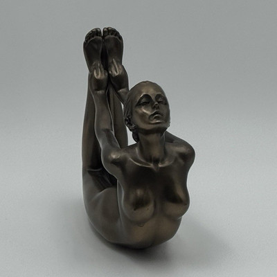 Veronese Skulptur Weiblicher Akt Yoga-Bogen Bronze-Optik 11,5c Studio Collection