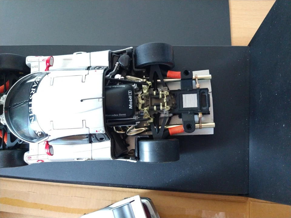 Mercedes CLK LM GTR 1:18 Autoart FIA GT 1998 Winner - Immagine 3 di 4