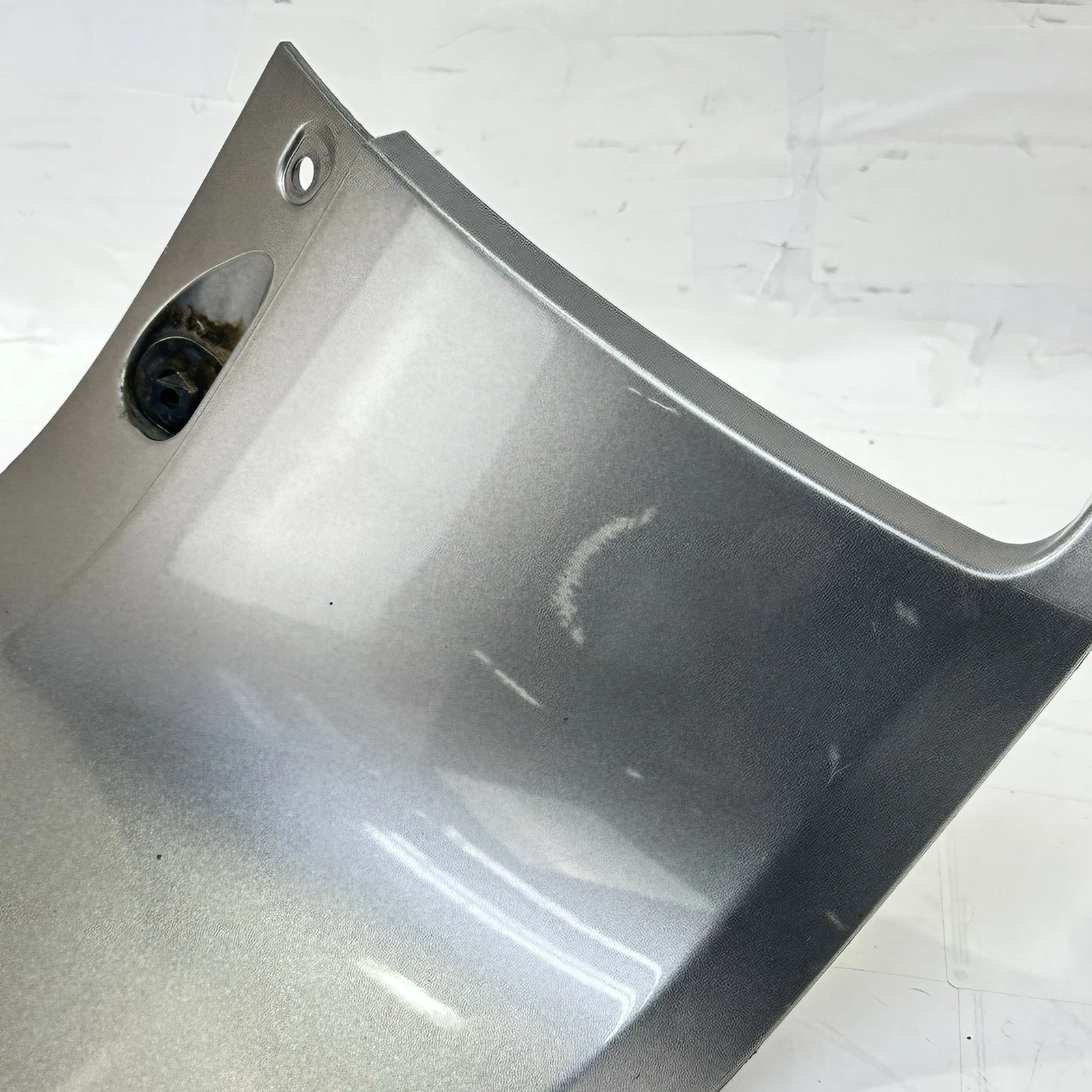 2012 CAN-AM SPYDER RT-S SE5 RIGHT SIDE FAIRING BODY LATERAL PANEL SILVER PLASTIC