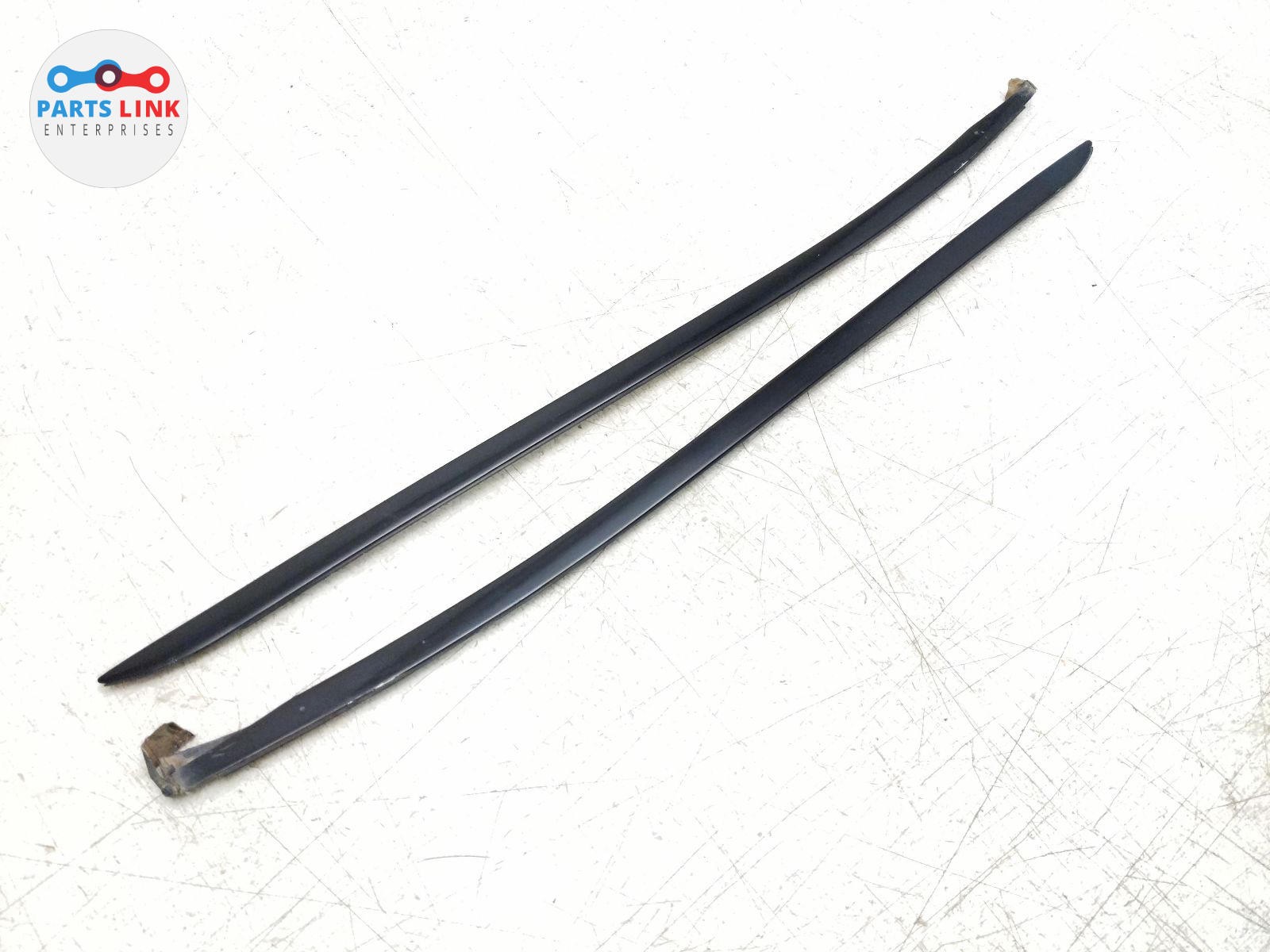 Bentley Continental Flying Spur 2006-2012 Left Pillar cover moldings Set