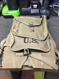 WW2 US ARMY 1942 HAVERSACK WITH MEAT CAN HOLDER