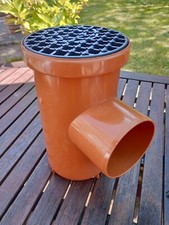 1 New 110mm Aquaflow  Roddable Pot Gulley for Underground Drainage.