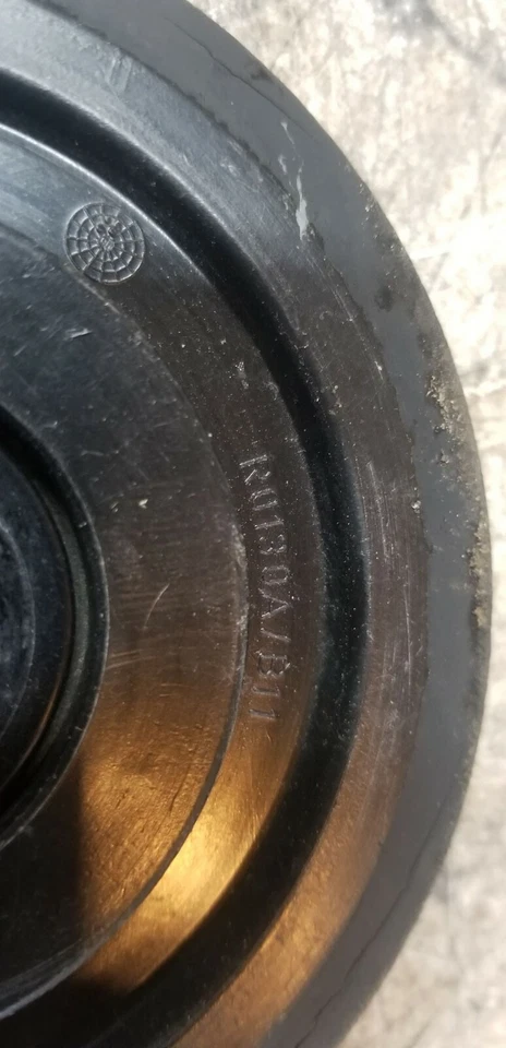 YAMAHA Viper 700 Rear Suspension IDLER WHEEL AND BRACKET 00 01 02 03 04 RW2574 - Image 2 of 2