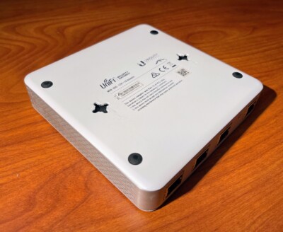 Ubiquiti Networks UniFi Security Gateway (USG)