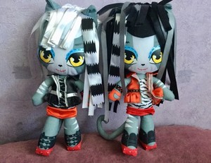 monster high cat sisters