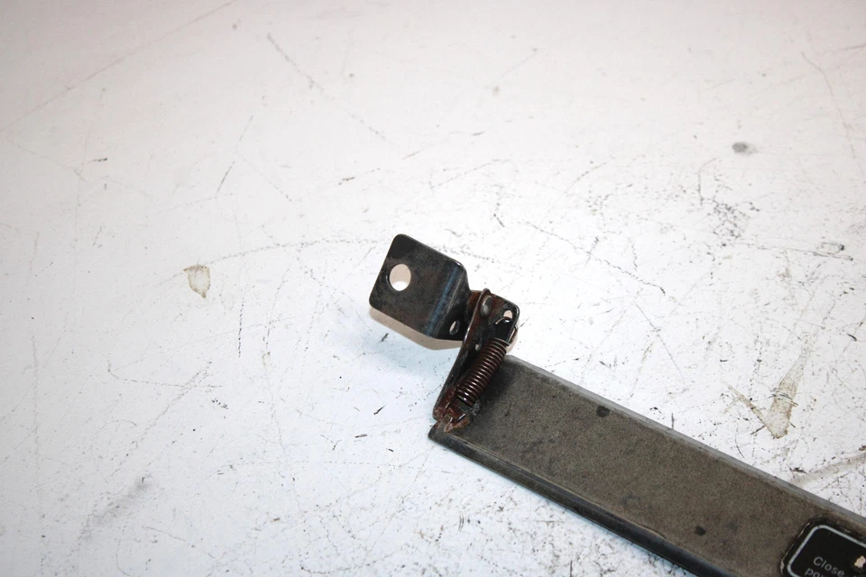 Placa de parachoques delantero 84 Yamaha Phazer SE OEM 80L-77185-00-00 SY9 Foto 2 de 4