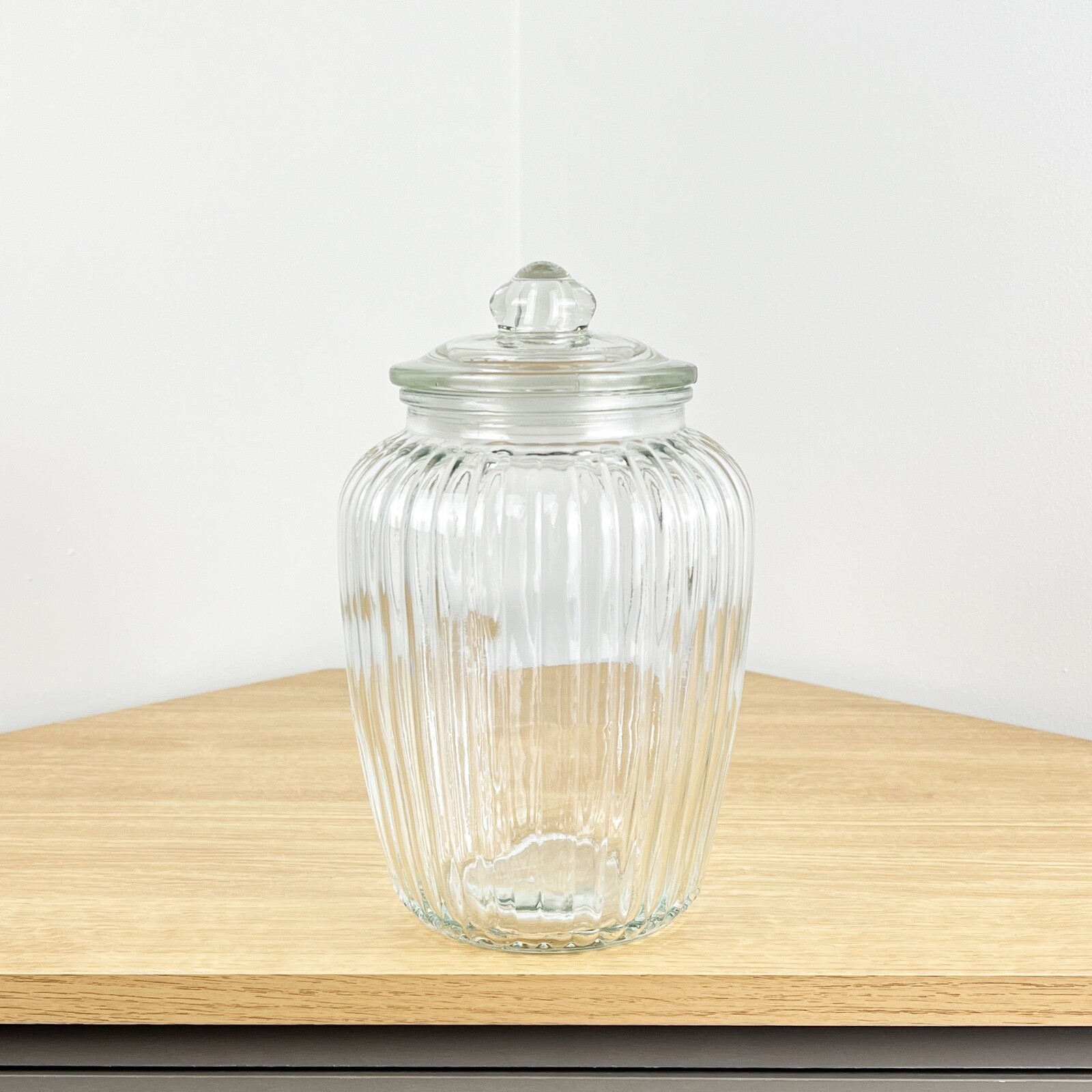 Large Ribbed Glass Jar with Lid 2.2L Vintage Sweets Cookie Barrel