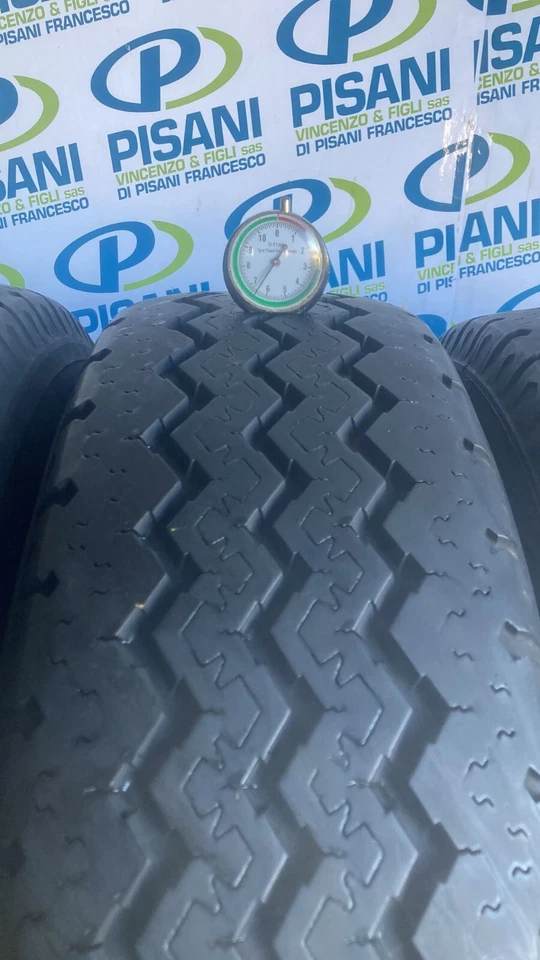 GOMME USATE 215 75 16C CARICO MICHELIN CAMPING RADIAL 113/111Q DOT 0607 6.5 MM - Immagine 2 di 2