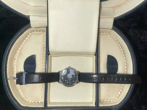 Original Radley Damen Over The Moon Uhr RY2405 mit einem schwarzen Echtleder - Bild 4 von 18