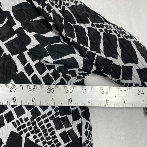 Top Maggie Barnes manga 3/4 abotonada negro blanco semi transparente talla 2X 22/24 - Imagen 9 de 12