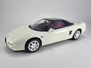 Ottomobile 1:18 Resina Honda (Acura) NSX Tipo R | Bianco | OT242